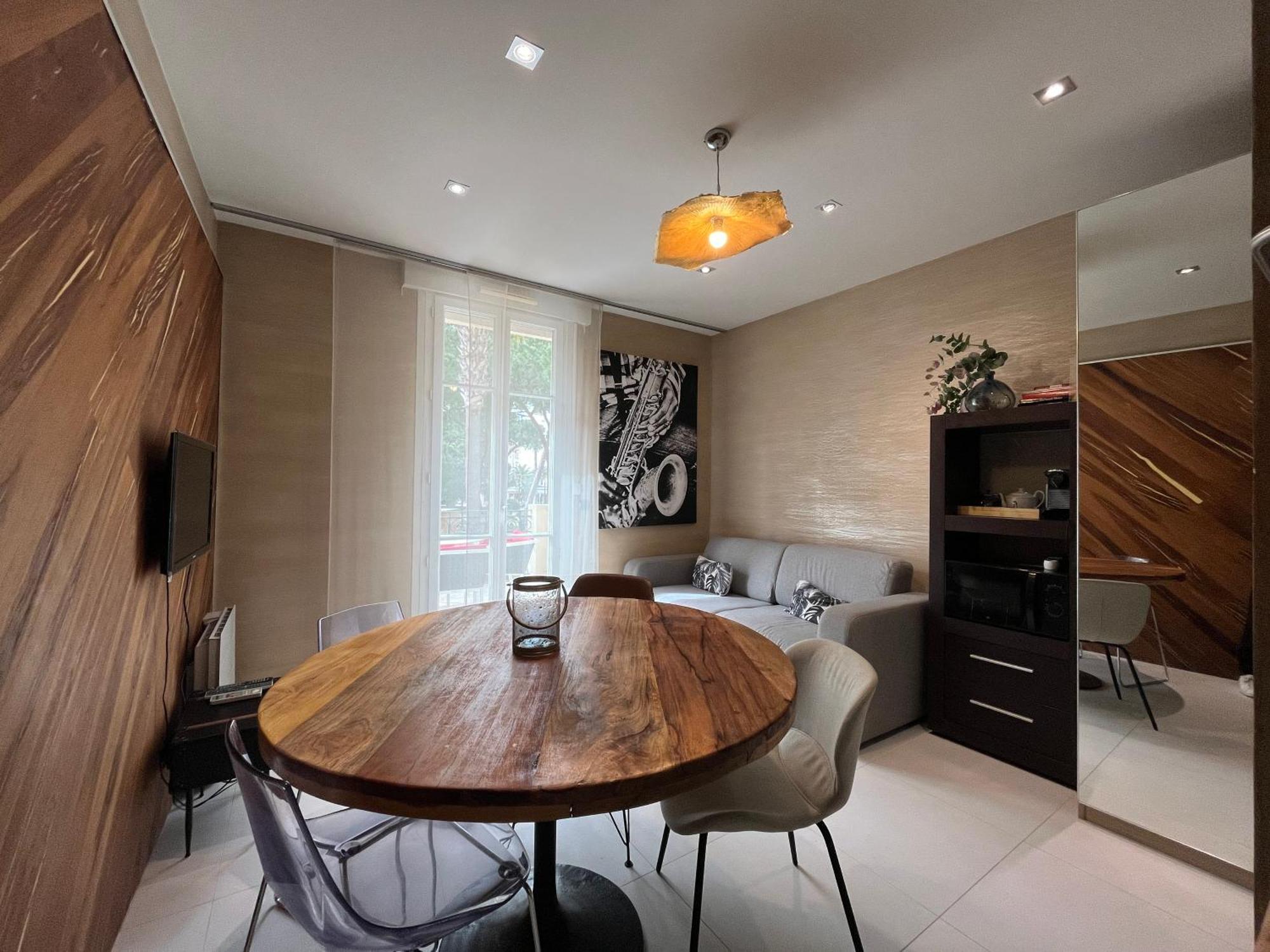 Appartement Sur La Pinede A Juan Les Pins Антіб Екстер'єр фото